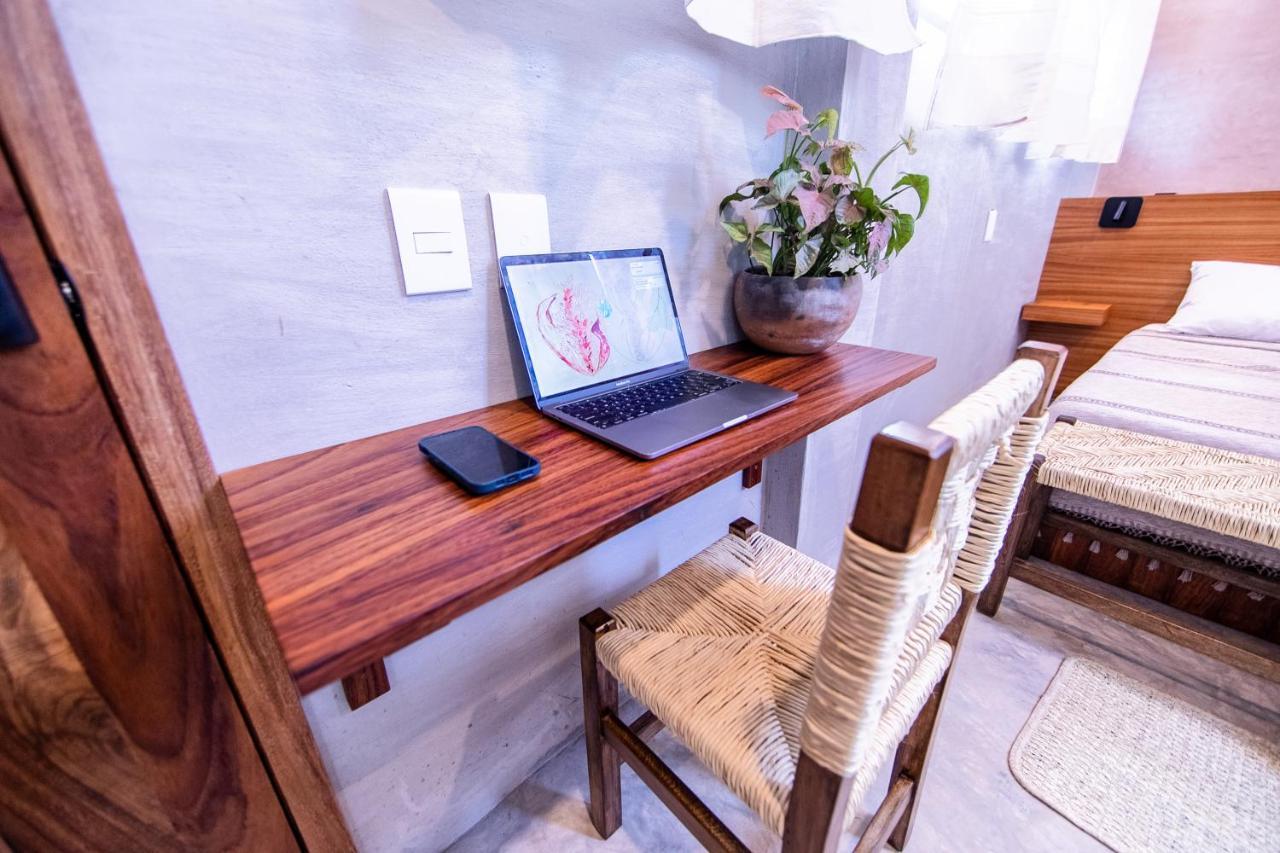 Nectar Hotel, Cafe, Cowork - Adults Only ปูแอร์โตเอสกอนดิโด ภายนอก รูปภาพ